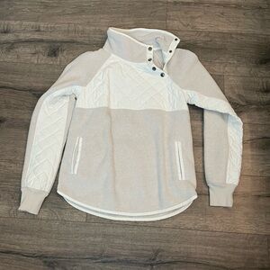 Abercrombie & Fitch asymmetrical snap up fleece